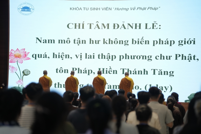 Khóa tu sinh viên “Hướng về Phật pháp”.