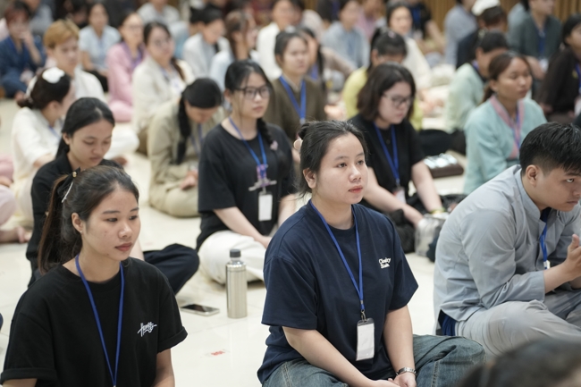 Khóa tu sinh viên “Hướng về Phật pháp”.