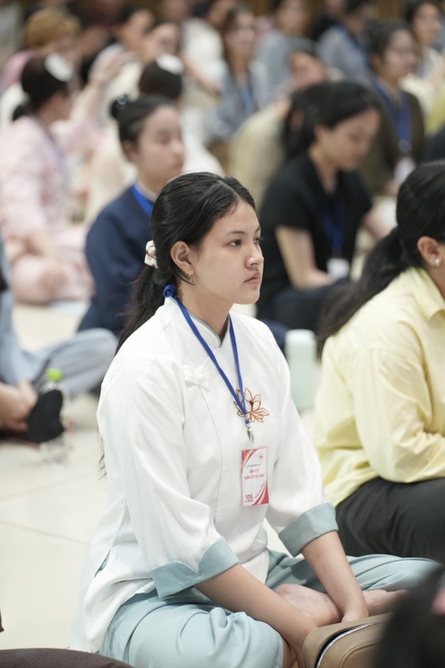 Khóa tu sinh viên “Hướng về Phật pháp”.