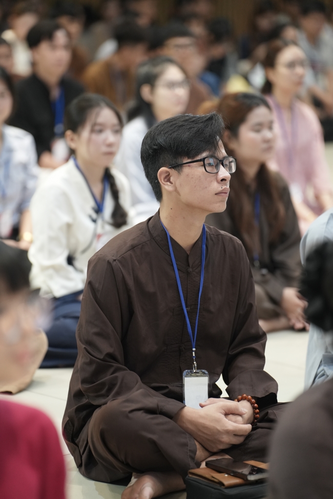 Khóa tu sinh viên “Hướng về Phật pháp”.