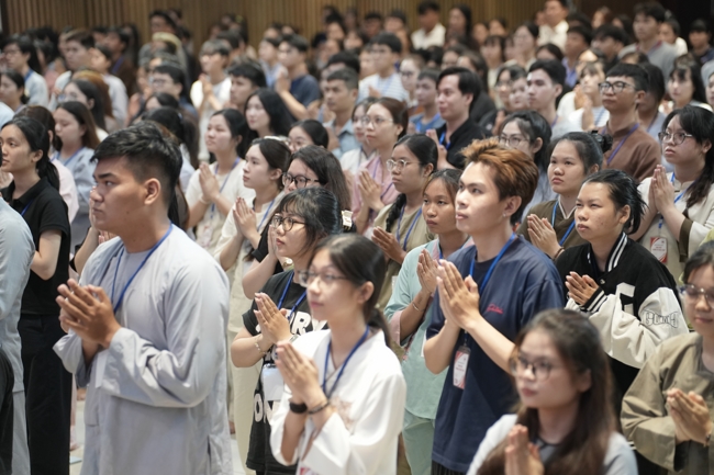 Khóa tu sinh viên “Hướng về Phật pháp”.