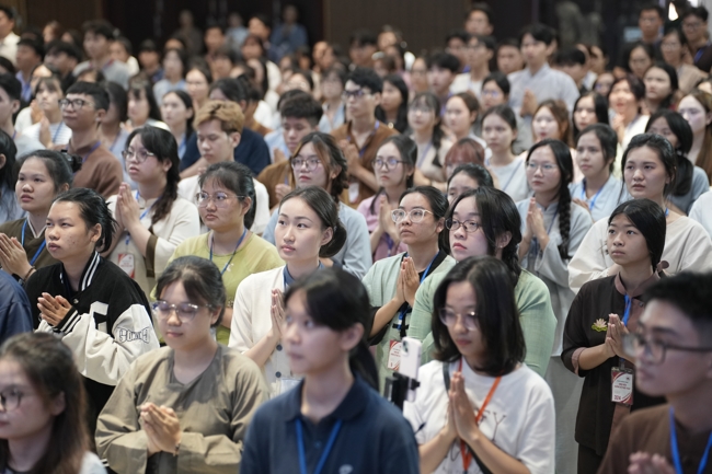 Khóa tu sinh viên “Hướng về Phật pháp”.