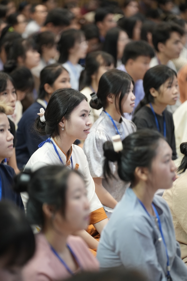 Khóa tu sinh viên “Hướng về Phật pháp”.