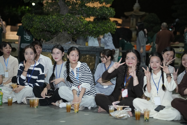 Khóa tu sinh viên “Hướng về Phật pháp”.