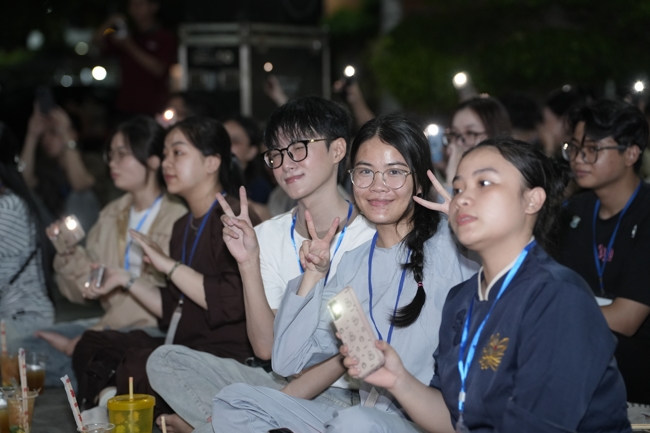 Khóa tu sinh viên “Hướng về Phật pháp”.