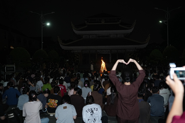 Khóa tu sinh viên “Hướng về Phật pháp”.