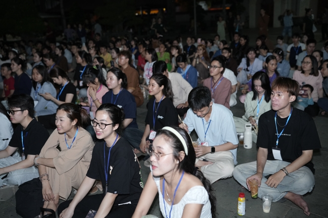 Khóa tu sinh viên “Hướng về Phật pháp”.