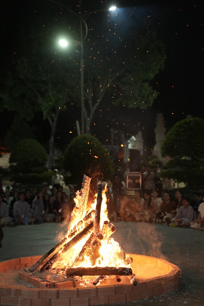 Khóa tu sinh viên “Hướng về Phật pháp”.