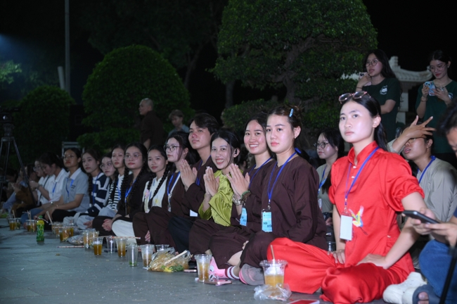 Khóa tu sinh viên “Hướng về Phật pháp”.