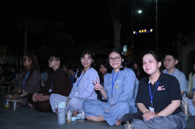 Khóa tu sinh viên “Hướng về Phật pháp”.