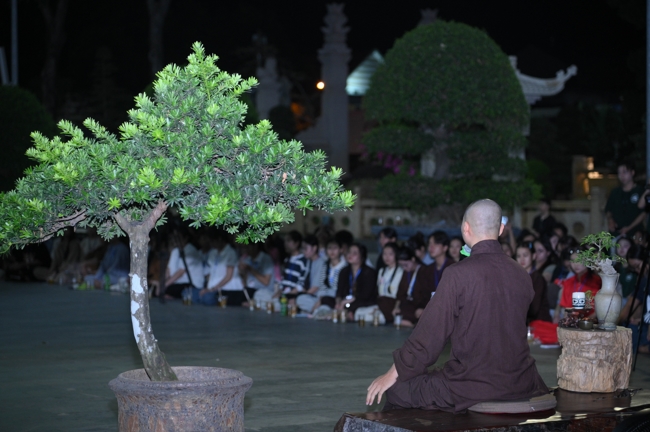 Khóa tu sinh viên “Hướng về Phật pháp”.