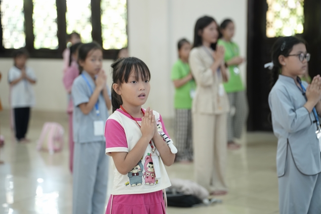 Khoá tu thiếu nhi “Em về bên Phật” lần 73.