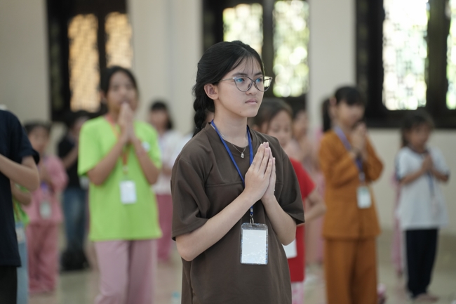 Khoá tu thiếu nhi “Em về bên Phật” lần 73.