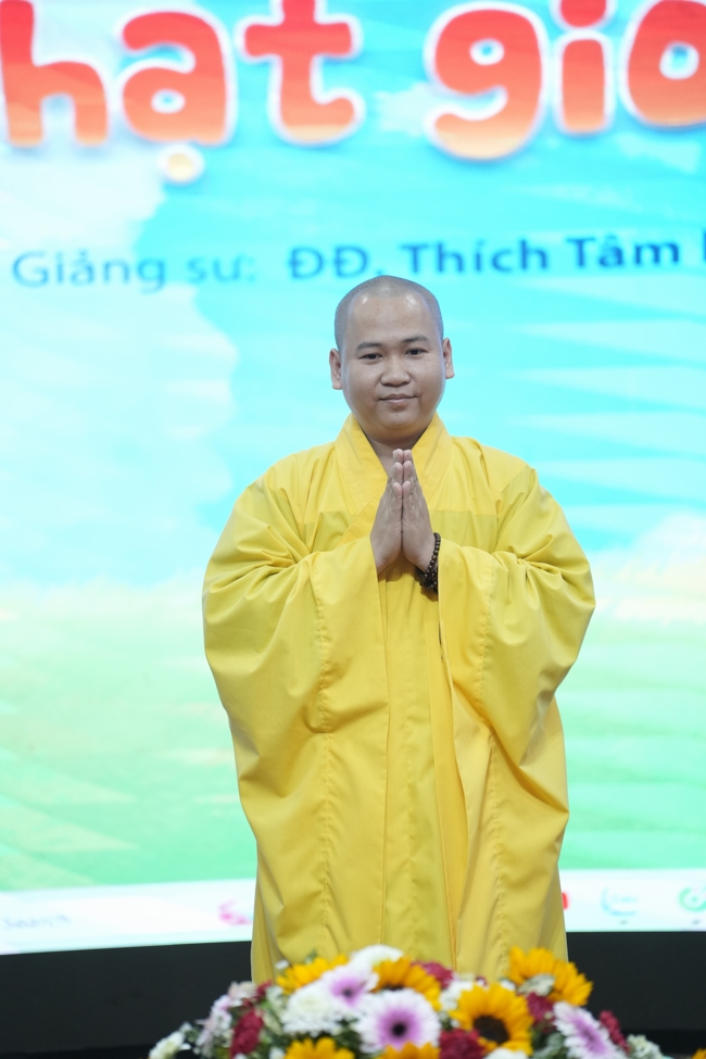 Khoá tu thiếu nhi “Em về bên Phật” lần 73.