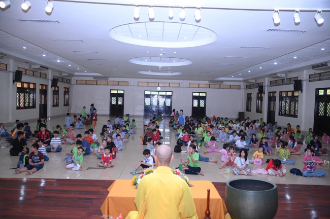 Khoá tu thiếu nhi “Em về bên Phật” lần 73.