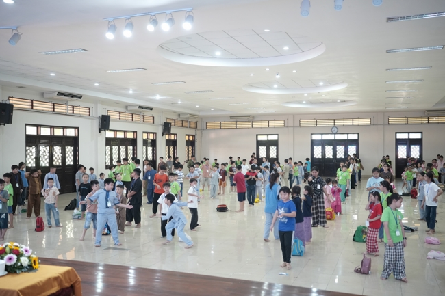 Khoá tu thiếu nhi “Em về bên Phật” lần 73.