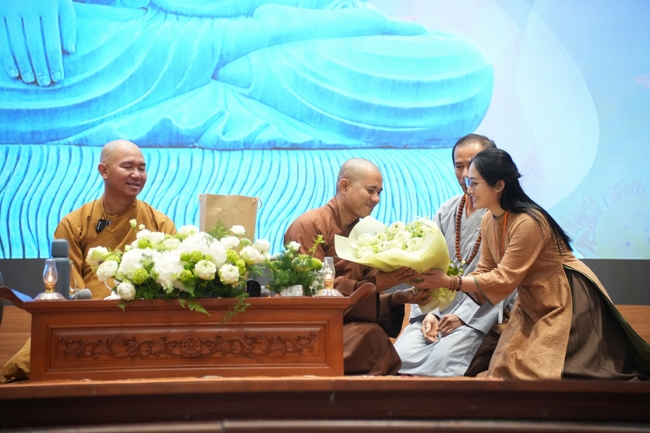 Chùa Hoằng Pháp hỗ trợ cơ sở cho Khóa tu “Sống Thiền” lần 5 do Đại đức Thích Pháp Nhật tổ chức.