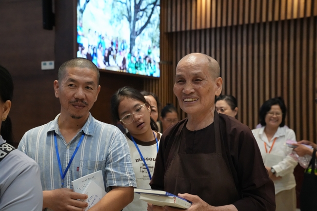 Chùa Hoằng Pháp hỗ trợ cơ sở cho Khóa tu “Sống Thiền” lần 5 do Đại đức Thích Pháp Nhật tổ chức.