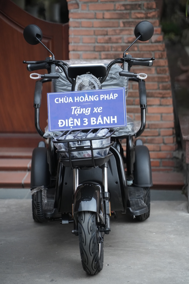 Chương trình từ thiện “Phương tiện nghĩa tình”.