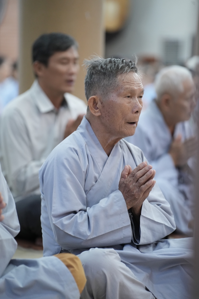 LẠY NGŨ BÁCH DANH - KỶ NIỆM NGÀY KHÁNH ĐẢN ĐỨC QUÁN THẾ ÂM BỒ-TÁT.