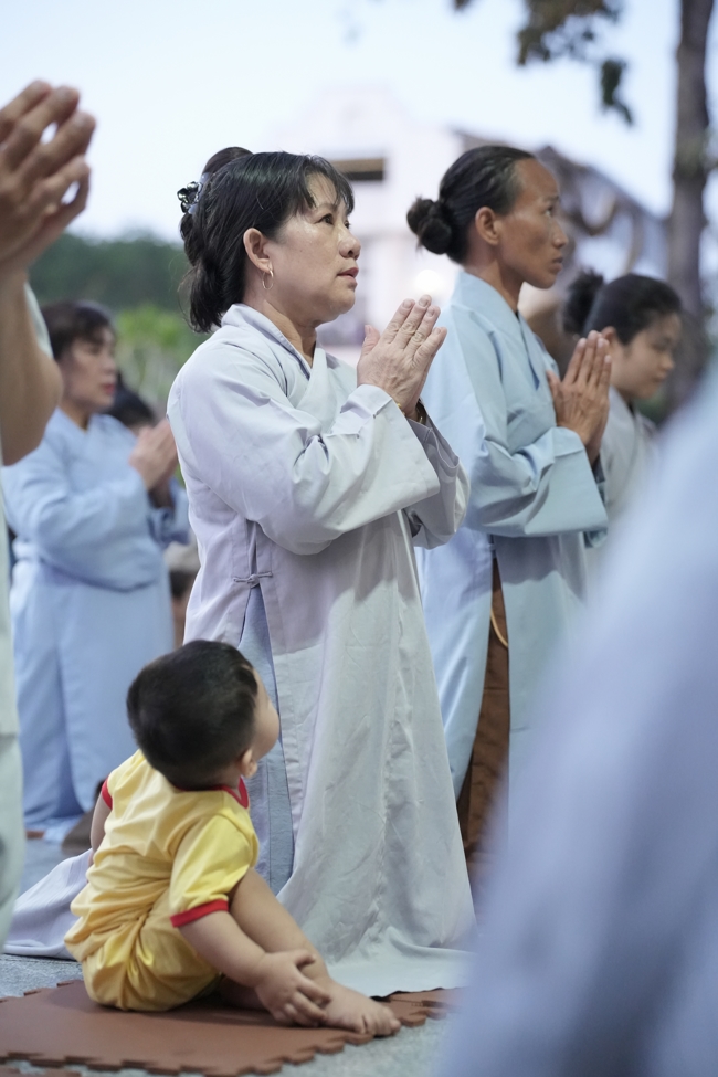 LẠY NGŨ BÁCH DANH - KỶ NIỆM NGÀY KHÁNH ĐẢN ĐỨC QUÁN THẾ ÂM BỒ-TÁT.