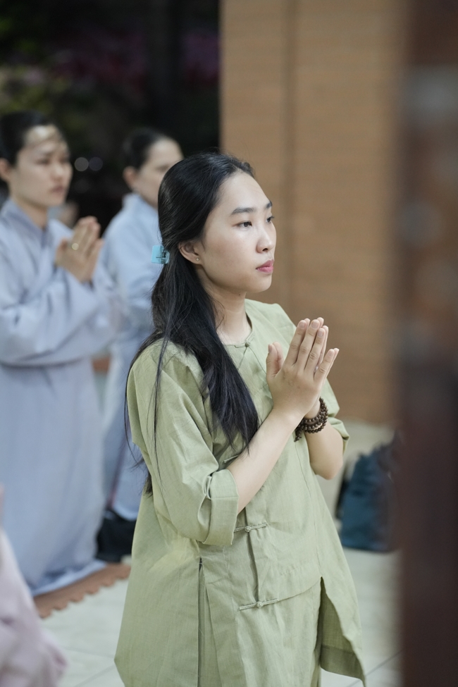 LẠY NGŨ BÁCH DANH - KỶ NIỆM NGÀY KHÁNH ĐẢN ĐỨC QUÁN THẾ ÂM BỒ-TÁT.