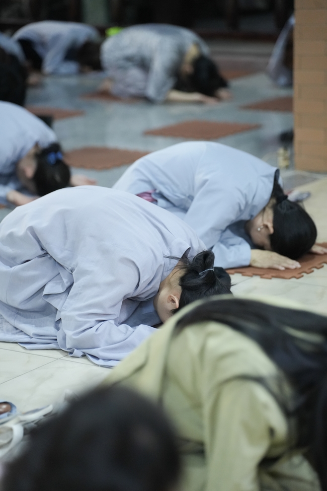 LẠY NGŨ BÁCH DANH - KỶ NIỆM NGÀY KHÁNH ĐẢN ĐỨC QUÁN THẾ ÂM BỒ-TÁT.