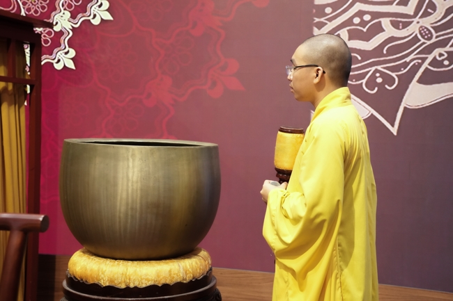 Wedding Ceremony at the pagoda