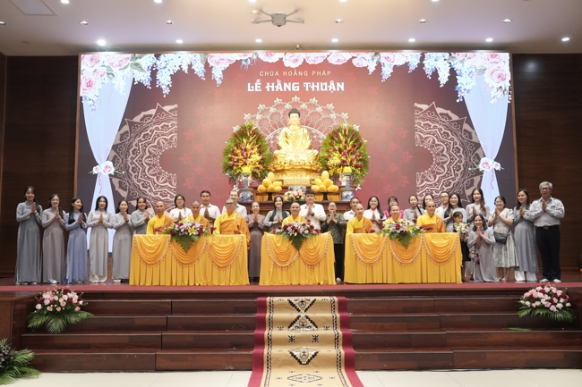 Wedding Ceremony at the pagoda