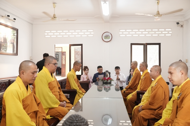 Wedding Ceremony at the pagoda