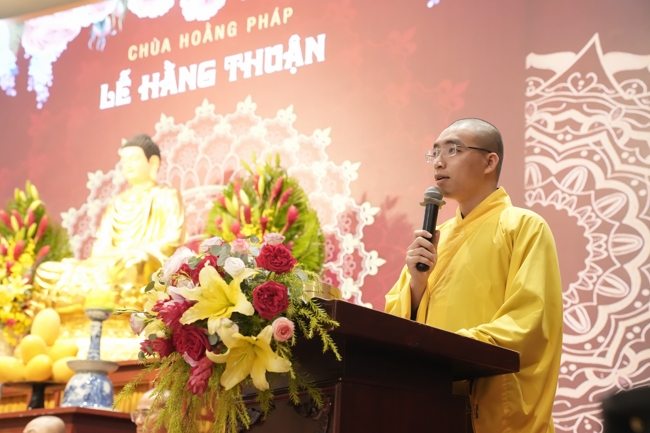 Wedding Ceremony at the pagoda
