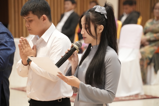 Wedding Ceremony at the pagoda
