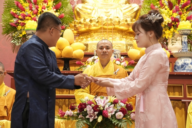 Wedding Ceremony at the pagoda
