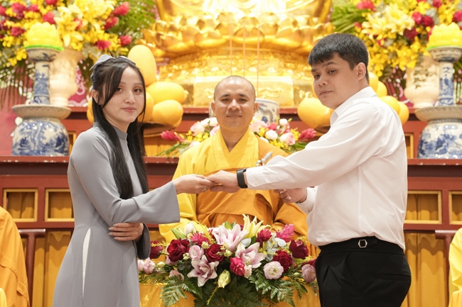 Wedding Ceremony at the pagoda