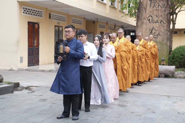 Wedding Ceremony at the pagoda