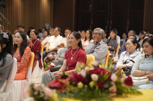 Wedding Ceremony at the pagoda