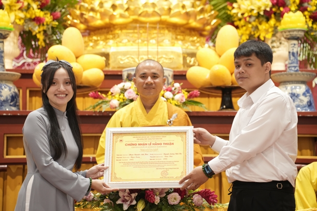 Wedding Ceremony at the pagoda