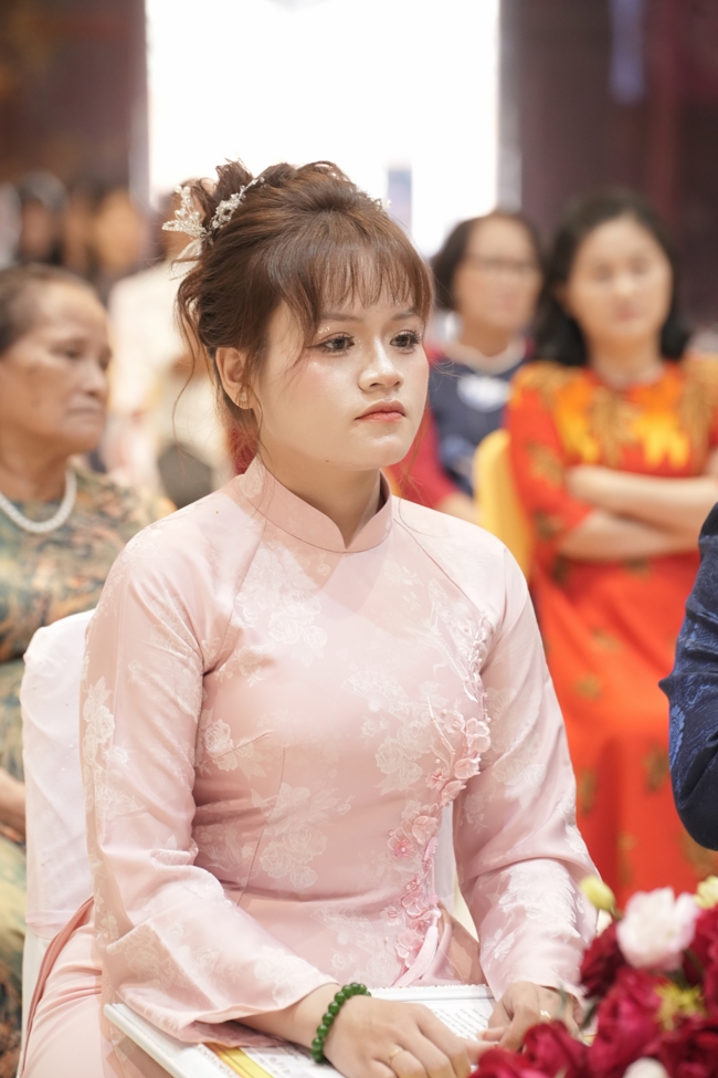 Wedding Ceremony at the pagoda