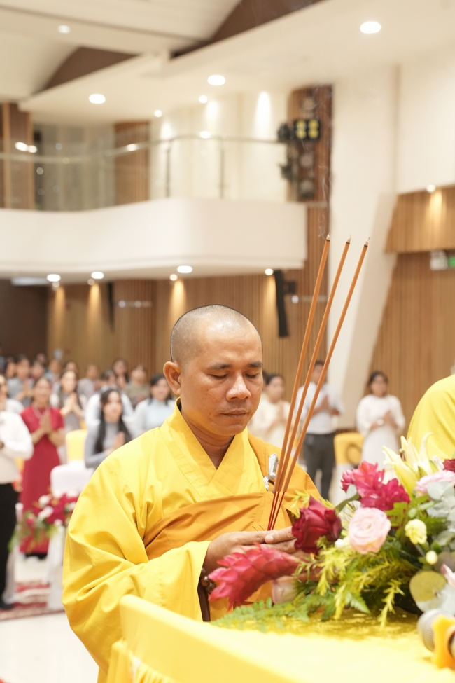 Wedding Ceremony at the pagoda