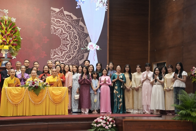 Wedding Ceremony at the pagoda