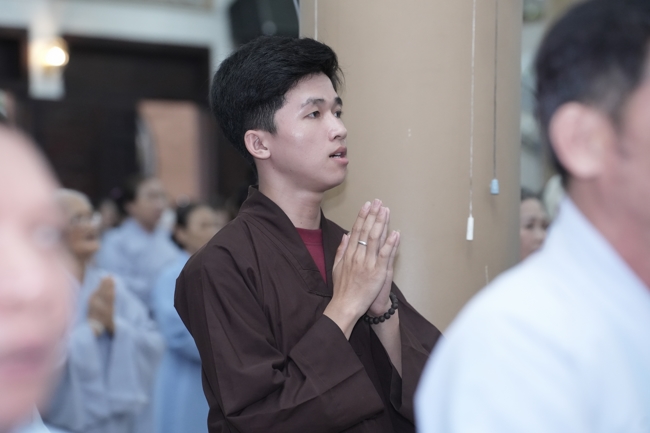 Prostrating five hundred names Bodhisattva Avalokitesvara