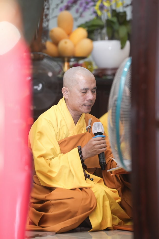 Prostrating five hundred names Bodhisattva Avalokitesvara