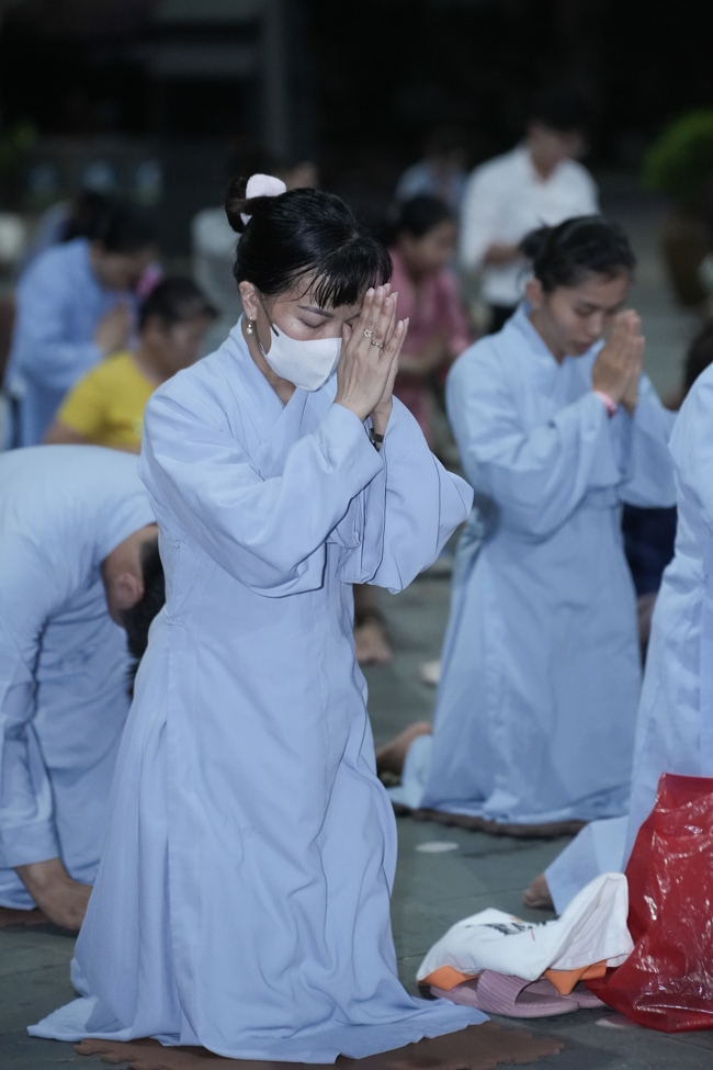 Prostrating five hundred names Bodhisattva Avalokitesvara