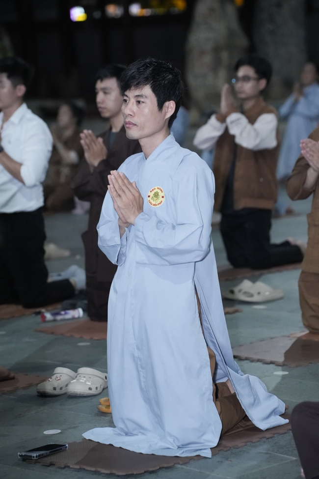 Prostrating five hundred names Bodhisattva Avalokitesvara