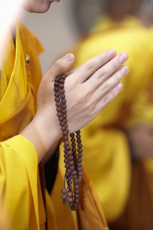 Prostrating five hundred names Bodhisattva Avalokitesvara