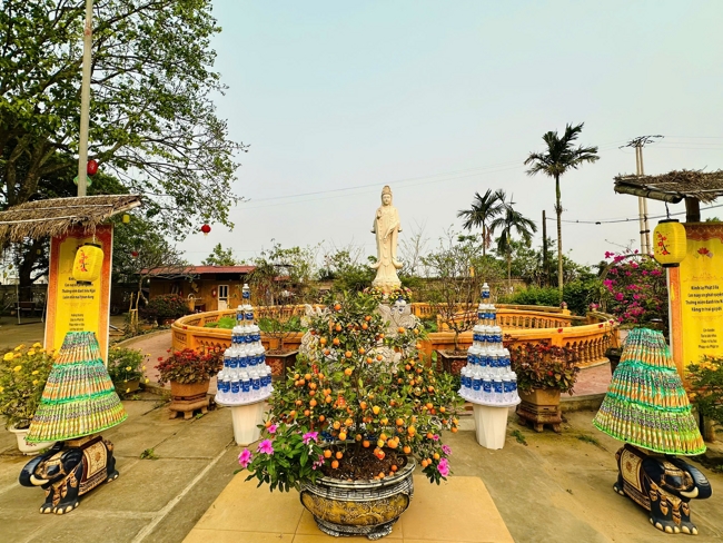 Memorial Night, Fulfillment Ceremony of the Five Hundred Names Vow and Chanting of Great Compassion Mantra Celebrating the Birthday of Avalokiteshvara Bodhisattva at Dong Cao Pagoda, Thanh Hoa