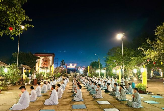 Memorial Night, Fulfillment Ceremony of the Five Hundred Names Vow and Chanting of Great Compassion Mantra Celebrating the Birthday of Avalokiteshvara Bodhisattva at Dong Cao Pagoda, Thanh Hoa