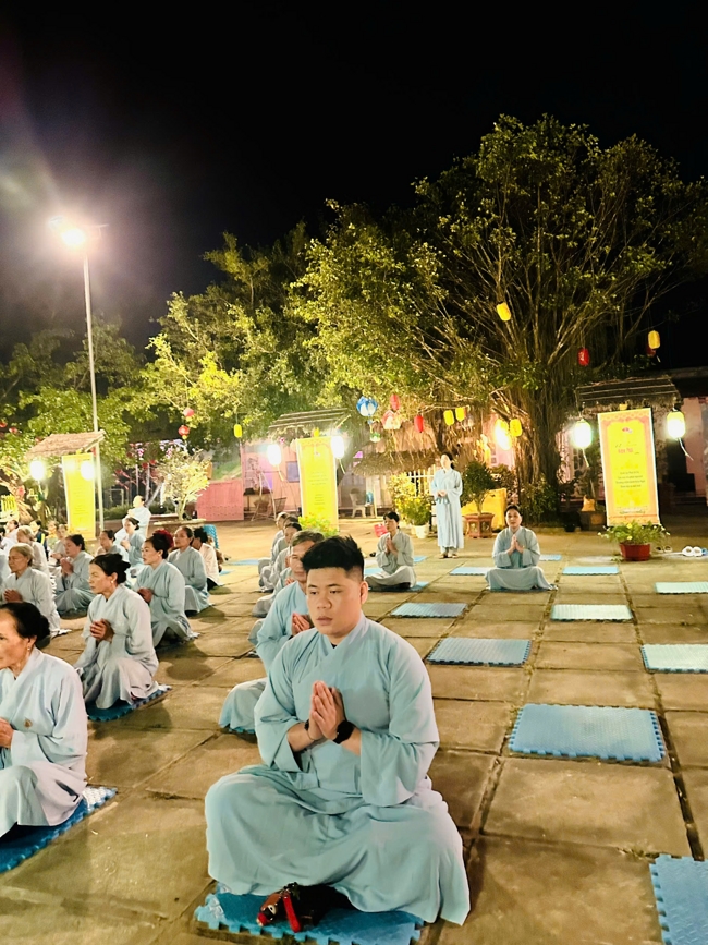 Memorial Night, Fulfillment Ceremony of the Five Hundred Names Vow and Chanting of Great Compassion Mantra Celebrating the Birthday of Avalokiteshvara Bodhisattva at Dong Cao Pagoda, Thanh Hoa