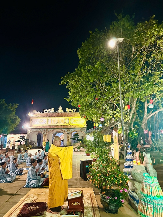 Memorial Night, Fulfillment Ceremony of the Five Hundred Names Vow and Chanting of Great Compassion Mantra Celebrating the Birthday of Avalokiteshvara Bodhisattva at Dong Cao Pagoda, Thanh Hoa