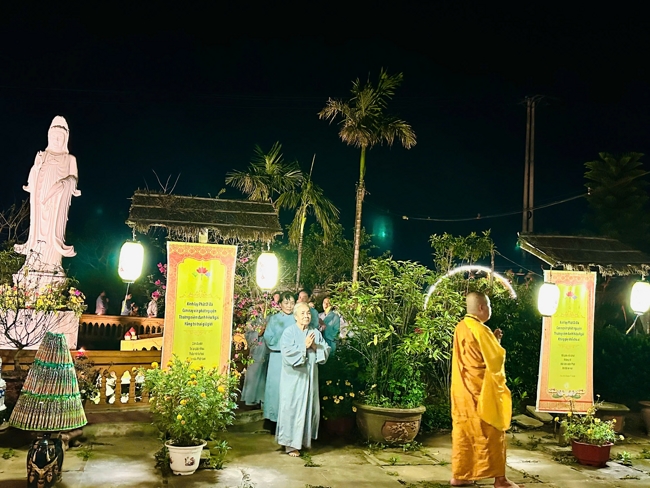 Memorial Night, Fulfillment Ceremony of the Five Hundred Names Vow and Chanting of Great Compassion Mantra Celebrating the Birthday of Avalokiteshvara Bodhisattva at Dong Cao Pagoda, Thanh Hoa